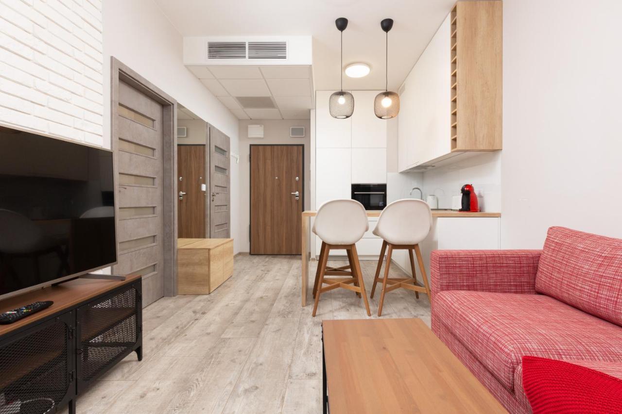 Business Center Apartments Warsaw Wola By Noclegi Renters Exterior foto