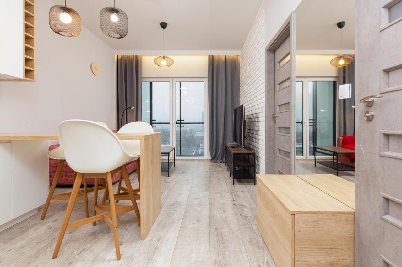 Business Center Apartments Warsaw Wola By Noclegi Renters Exterior foto