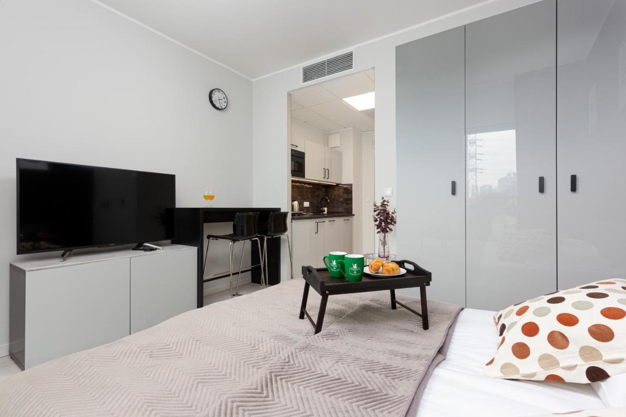 Business Center Apartments Warsaw Wola By Noclegi Renters Exterior foto