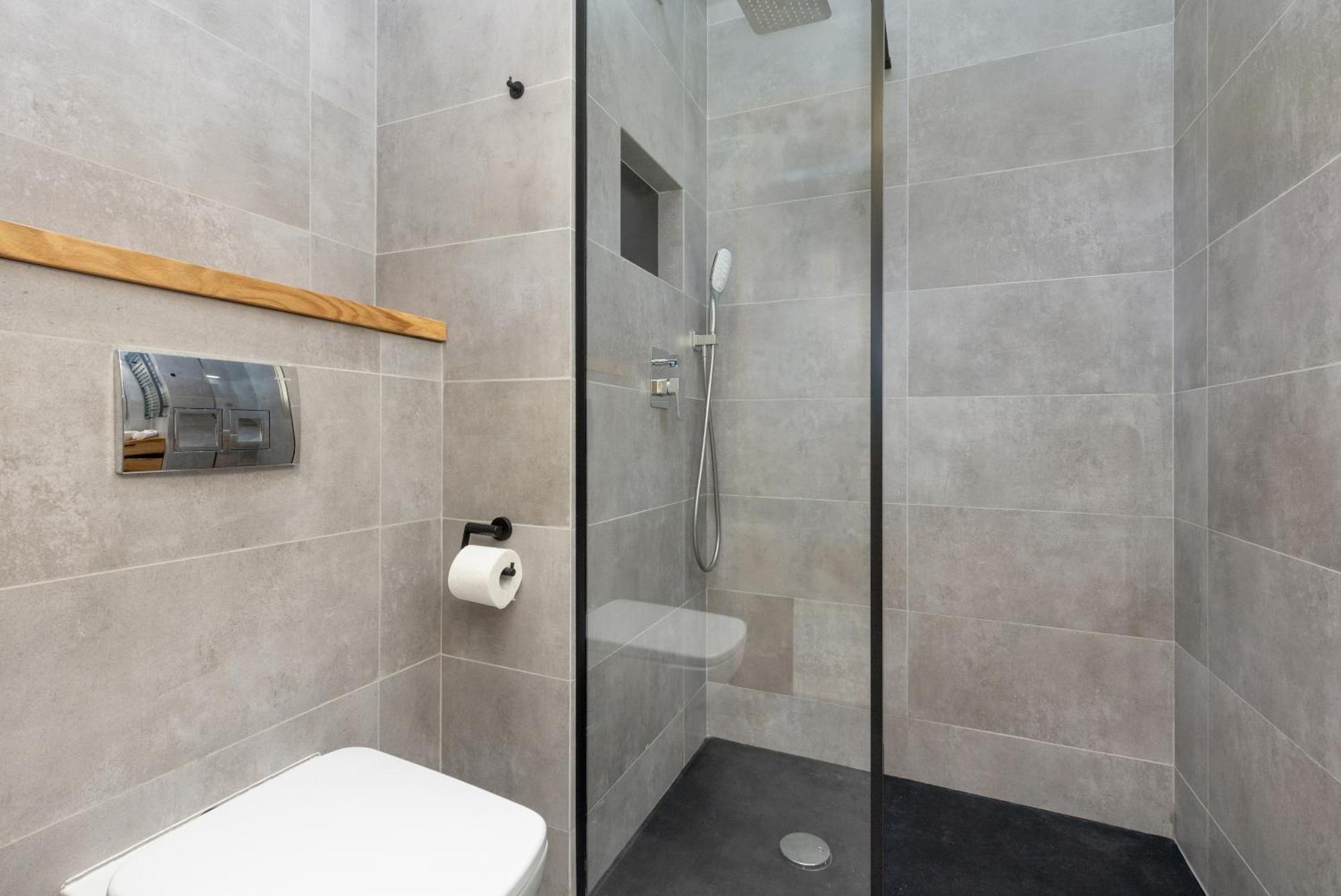 Business Center Apartments Warsaw Wola By Noclegi Renters Exterior foto