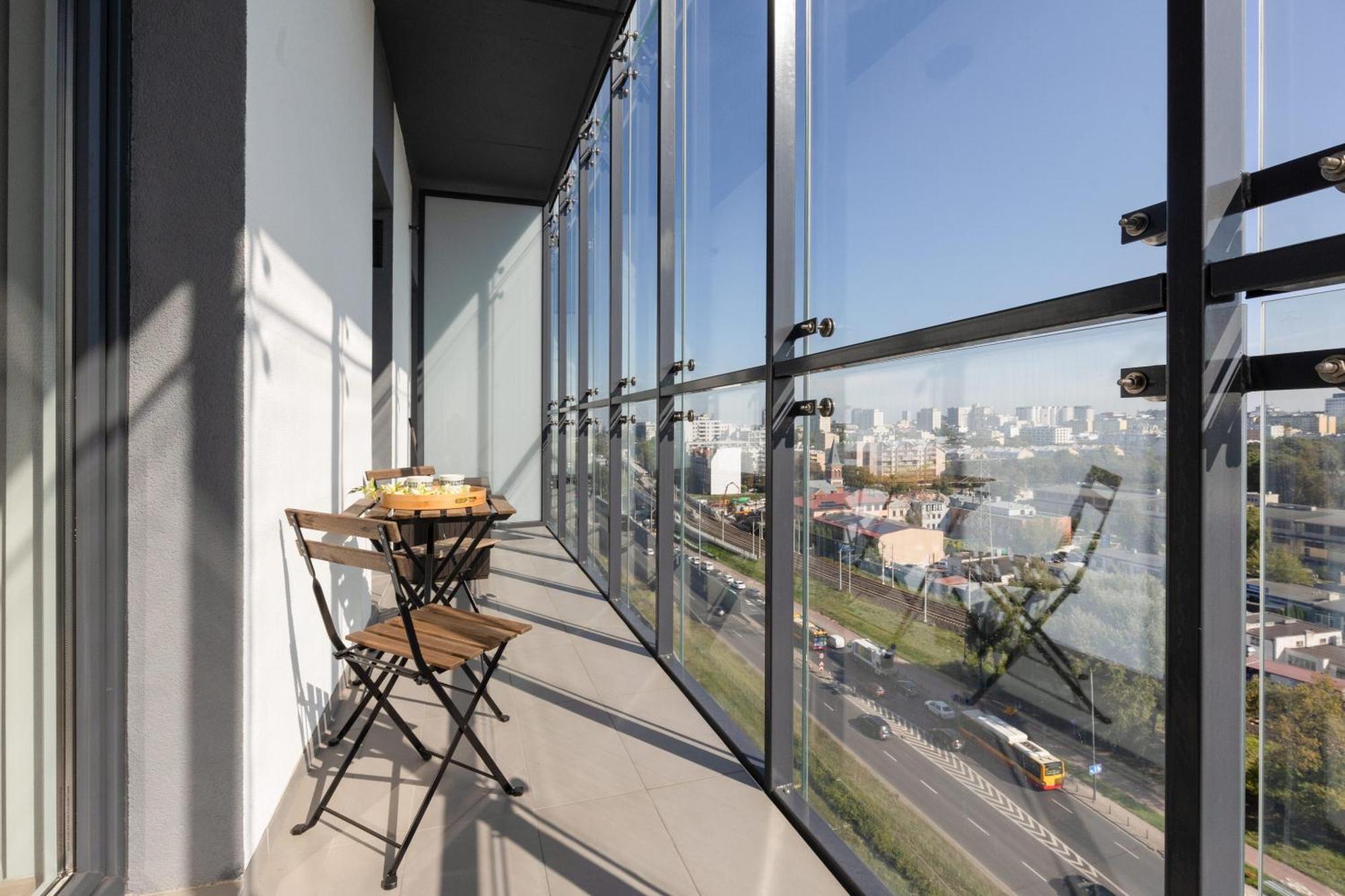 Business Center Apartments Warsaw Wola By Noclegi Renters Exterior foto